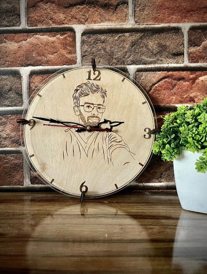 WOODEN WALL CLOCK